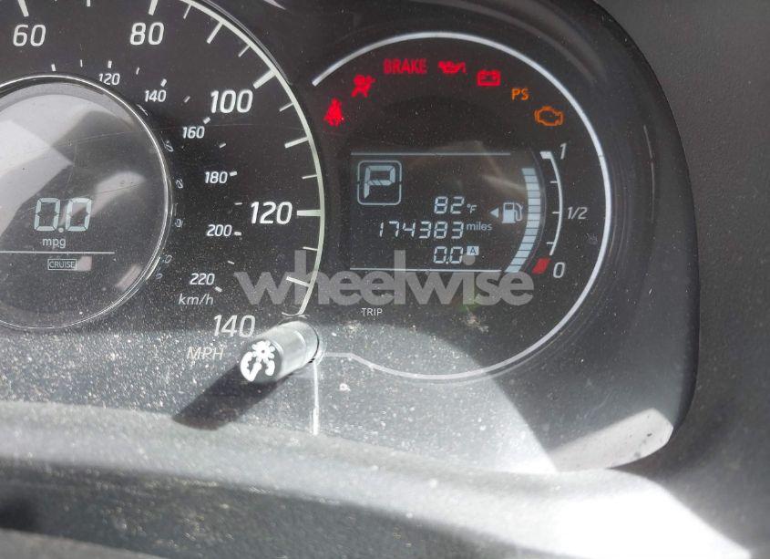 Photo 15 of 2015 Nissan Versa NOTE S (SR)/S PLUS/SL/SR/SV (VIN 3N1CE2CP7FL357421)