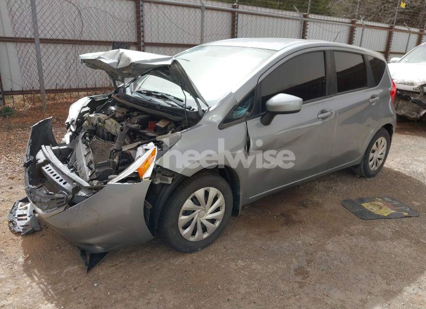 Photo 2 of 2015 Nissan Versa NOTE S (SR)/S PLUS/SL/SR/SV (VIN 3N1CE2CP7FL357421)