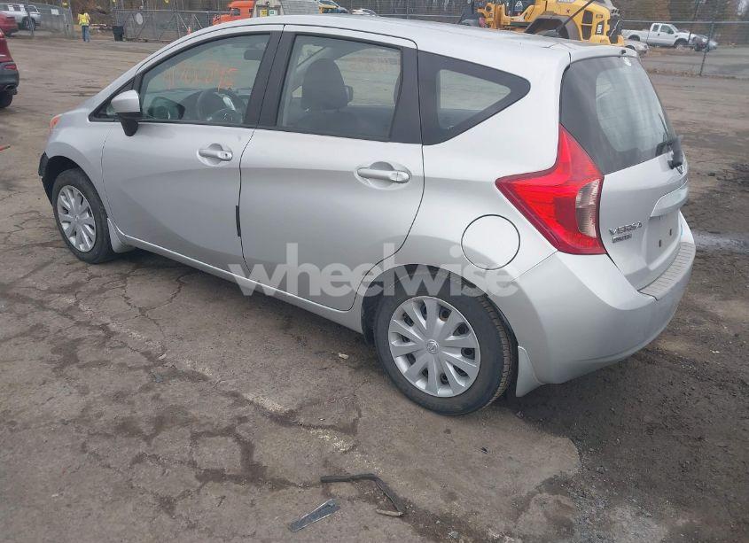 Photo 3 of 2015 Nissan Versa NOTE SV (VIN 3N1CE2CP7FL367897)