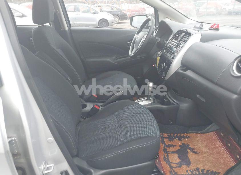 Photo 5 of 2015 Nissan Versa NOTE SV (VIN 3N1CE2CP7FL367897)