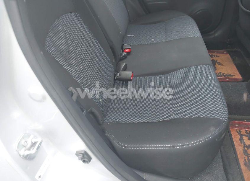 Photo 8 of 2015 Nissan Versa NOTE SV (VIN 3N1CE2CP7FL367897)