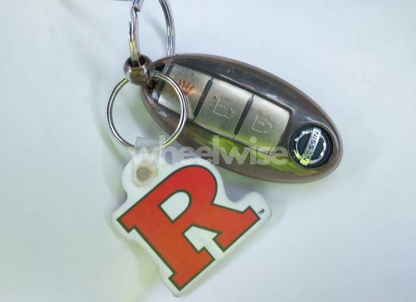 Photo 11 of 2015 Nissan Versa NOTE SL (VIN 3N1CE2CP7FL375420)