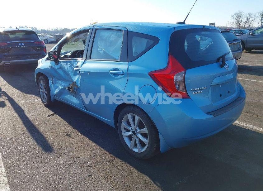 Photo 3 of 2015 Nissan Versa NOTE SL (VIN 3N1CE2CP7FL375420)