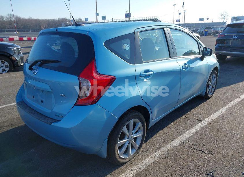 Photo 4 of 2015 Nissan Versa NOTE SL (VIN 3N1CE2CP7FL375420)