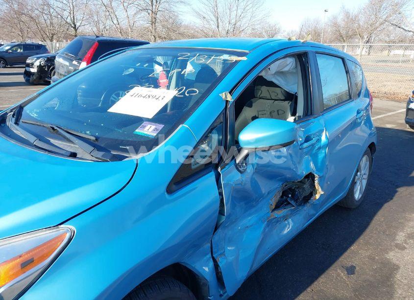 Photo 6 of 2015 Nissan Versa NOTE SL (VIN 3N1CE2CP7FL375420)