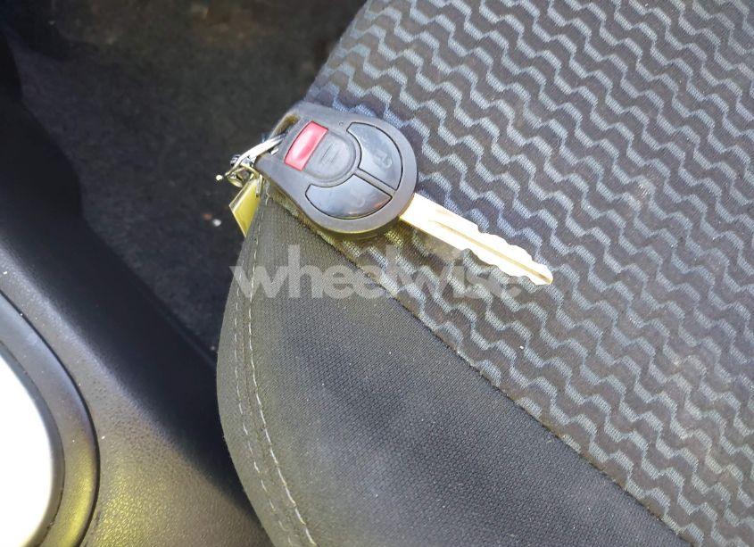 Photo 11 of 2015 Nissan Versa NOTE (VIN 3N1CE2CP7FL389947)