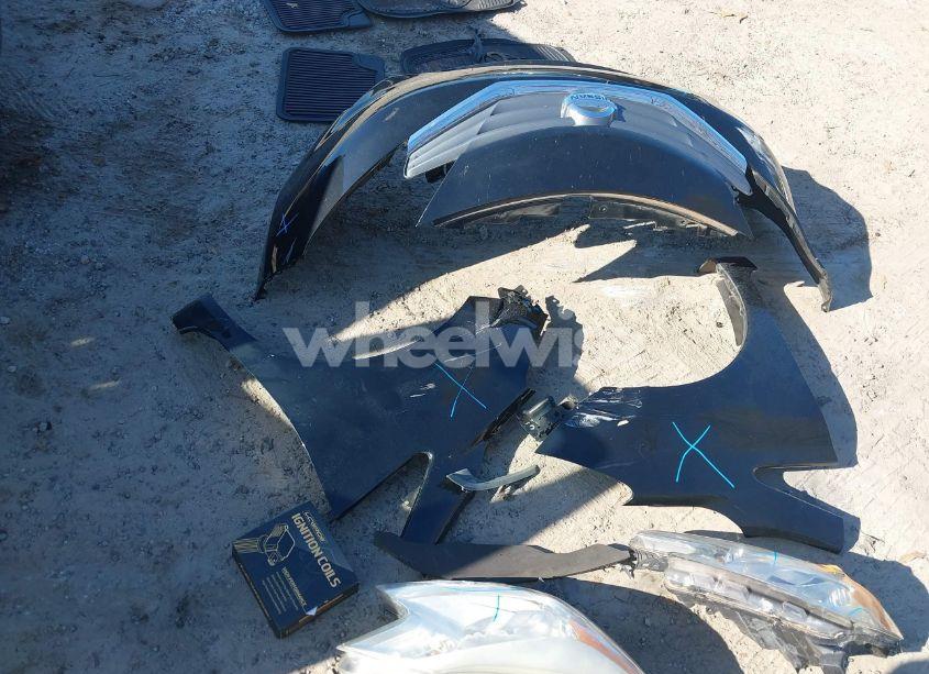 Photo 12 of 2015 Nissan Versa NOTE (VIN 3N1CE2CP7FL389947)