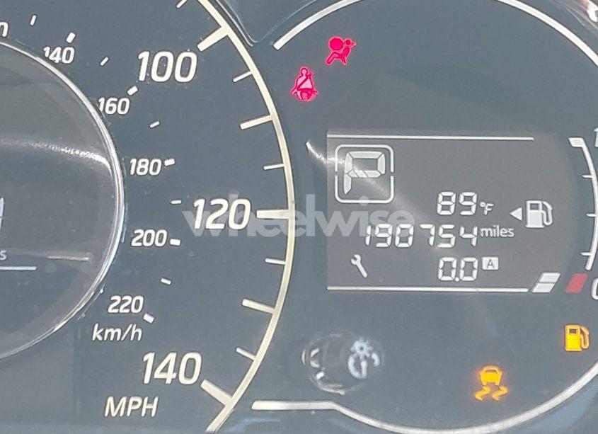 Photo 16 of 2015 Nissan Versa NOTE (VIN 3N1CE2CP7FL389947)