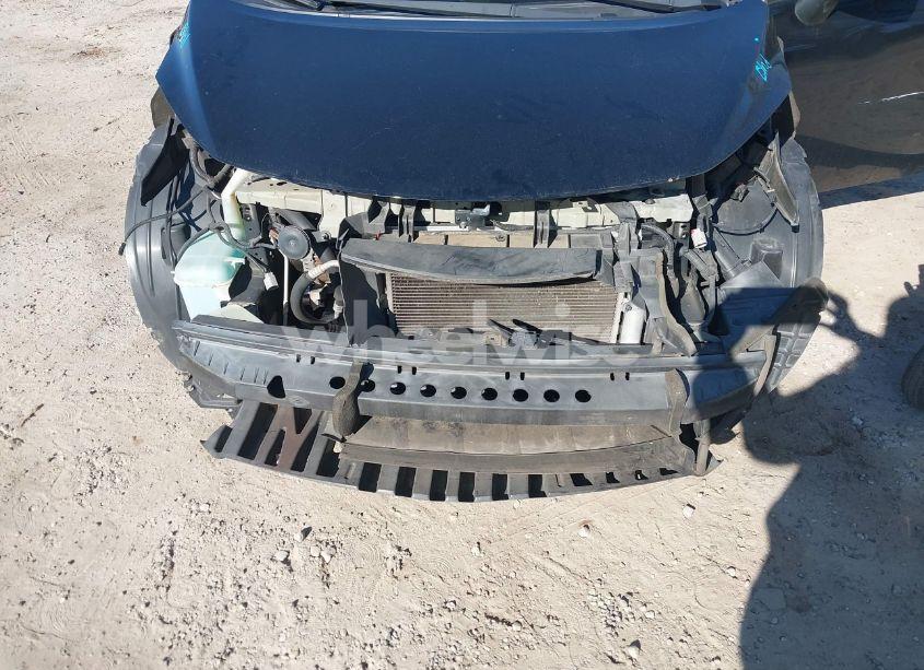 Photo 6 of 2015 Nissan Versa NOTE (VIN 3N1CE2CP7FL389947)