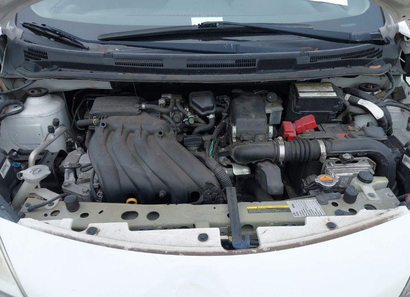 Photo 10 of 2015 Nissan Versa NOTE S (SR)/S PLUS/SL/SR/SV (VIN 3N1CE2CP7FL399961)