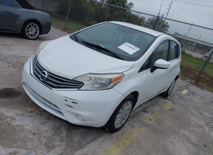 Photo 2 of 2015 Nissan Versa NOTE S (SR)/S PLUS/SL/SR/SV (VIN 3N1CE2CP7FL399961)