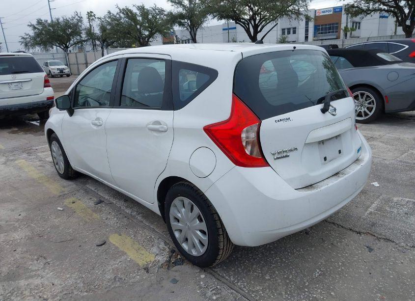 Photo 3 of 2015 Nissan Versa NOTE S (SR)/S PLUS/SL/SR/SV (VIN 3N1CE2CP7FL399961)