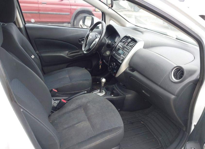 Photo 5 of 2015 Nissan Versa NOTE S (SR)/S PLUS/SL/SR/SV (VIN 3N1CE2CP7FL399961)