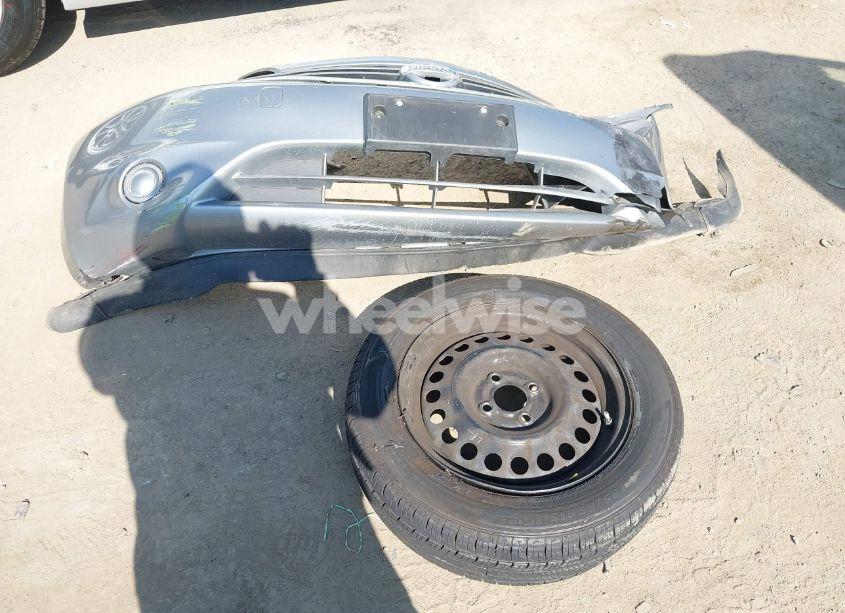 Photo 12 of 2015 Nissan Versa NOTE S (SR)/S PLUS/SL/SR/SV (VIN 3N1CE2CP7FL414345)