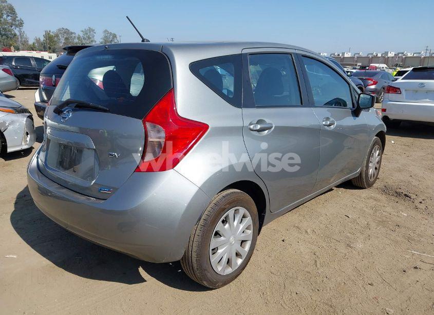 Photo 4 of 2015 Nissan Versa NOTE S (SR)/S PLUS/SL/SR/SV (VIN 3N1CE2CP7FL414345)