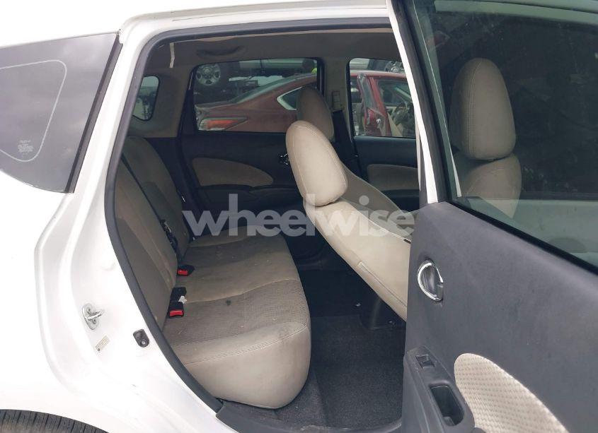 Photo 8 of 2015 Nissan Versa NOTE SV (VIN 3N1CE2CP7FL444381)