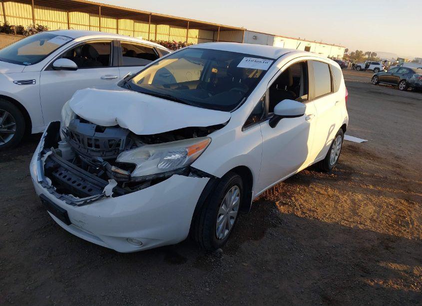 Photo 2 of 2015 Nissan Versa NOTE S PLUS (VIN 3N1CE2CP7FL445613)