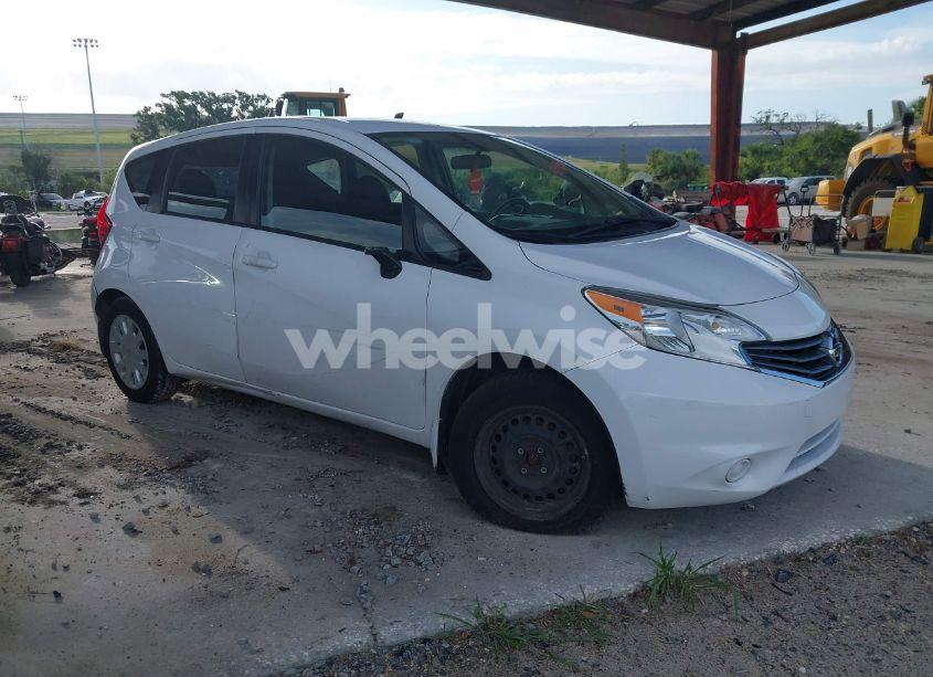 2016 Nissan Versa NOTE SV (VIN 3N1CE2CP7GL400396) main photo