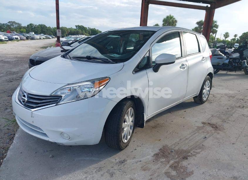 Photo 2 of 2016 Nissan Versa NOTE SV (VIN 3N1CE2CP7GL400396)
