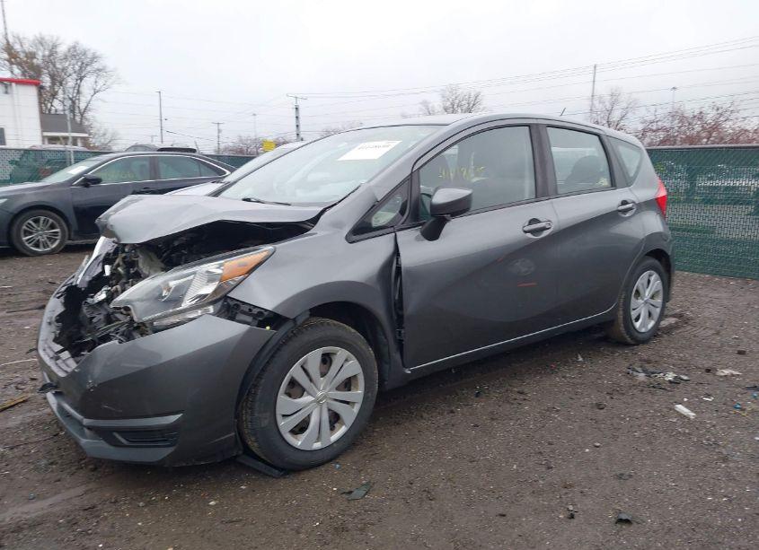 Photo 2 of 2017 Nissan Versa NOTE SV (VIN 3N1CE2CP7HL370429)