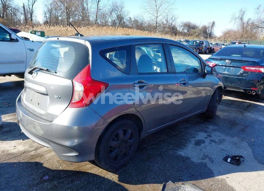 Photo 4 of 2019 Nissan Versa NOTE SV (VIN 3N1CE2CP7KL363343)