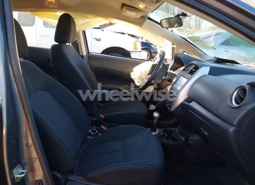 Photo 5 of 2019 Nissan Versa NOTE SV (VIN 3N1CE2CP7KL363343)