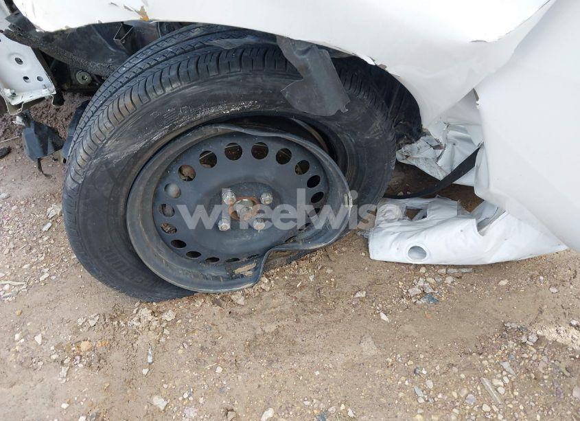 Photo 17 of 2019 Nissan Versa NOTE SV (VIN 3N1CE2CP7KL366419)