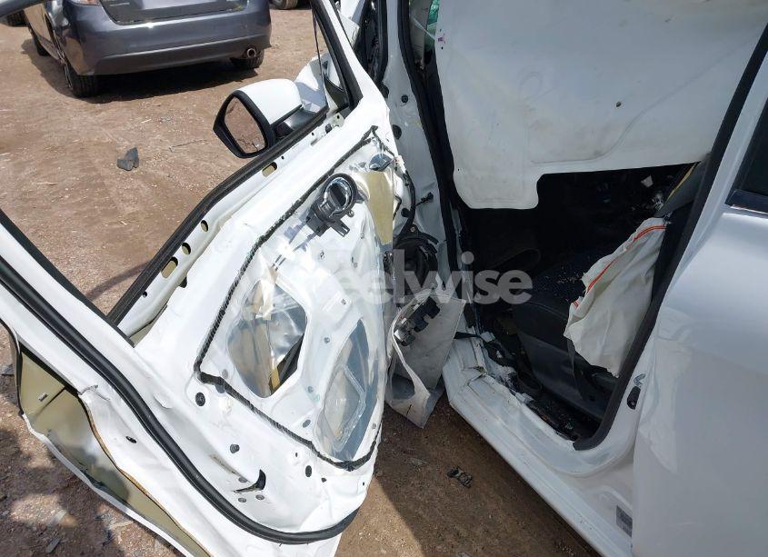 Photo 19 of 2019 Nissan Versa NOTE SV (VIN 3N1CE2CP7KL366419)