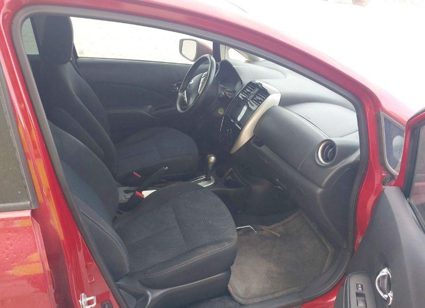 Photo 5 of 2015 Nissan Versa NOTE S (SR)/S PLUS/SL/SR/SV (VIN 3N1CE2CP8FL382750)