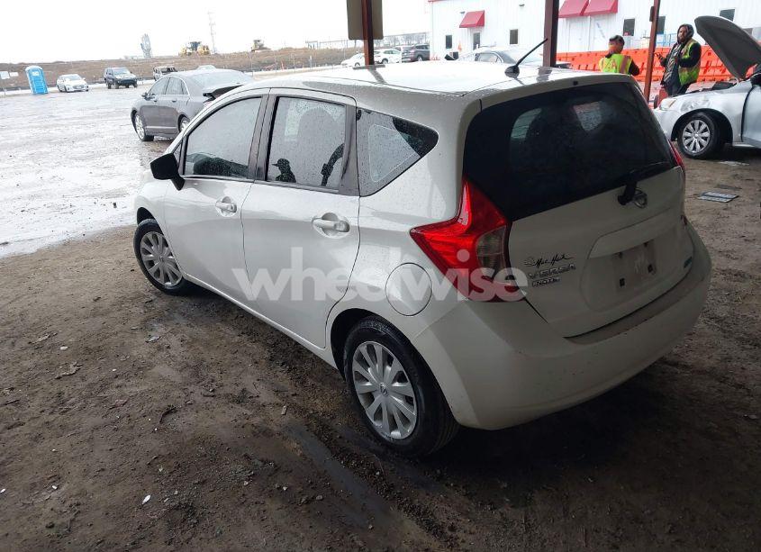 Photo 3 of 2015 Nissan Versa NOTE SV (VIN 3N1CE2CP8FL387091)