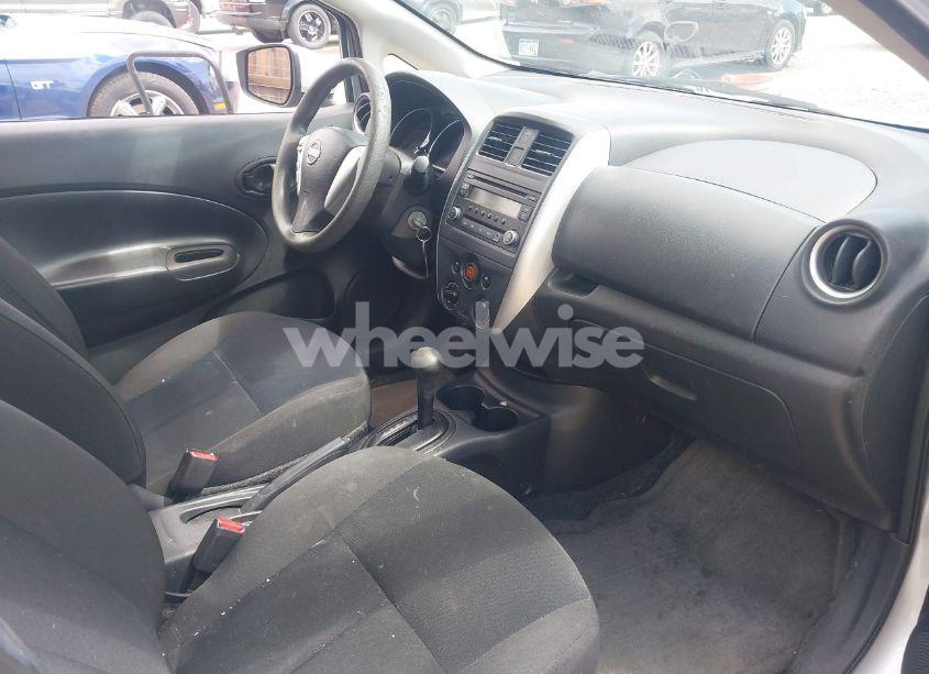 Photo 5 of 2015 Nissan Versa NOTE S PLUS (VIN 3N1CE2CP8FL398348)