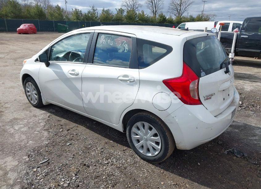 Photo 3 of 2015 Nissan Versa NOTE SV (VIN 3N1CE2CP8FL401197)