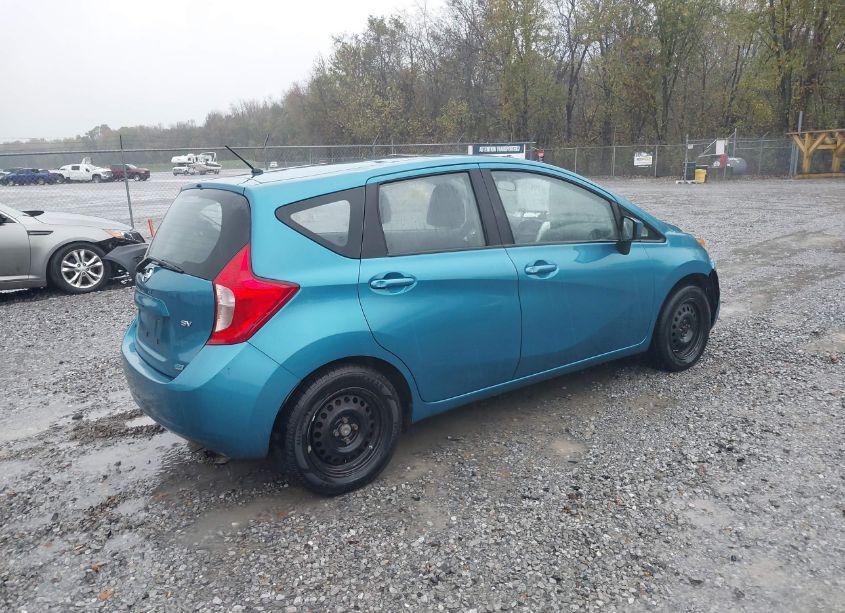 Photo 4 of 2015 Nissan Versa NOTE S (SR)/S PLUS/SL/SR/SV (VIN 3N1CE2CP8FL402169)
