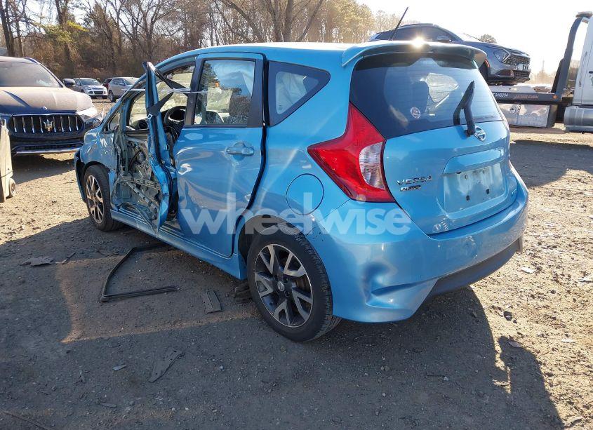 Photo 3 of 2015 Nissan Versa NOTE SR (VIN 3N1CE2CP8FL434281)