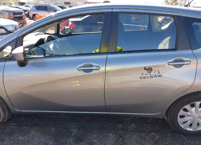 Photo 14 of 2015 Nissan Versa NOTE S (SR)/S PLUS/SL/SR/SV (VIN 3N1CE2CP8FL446415)