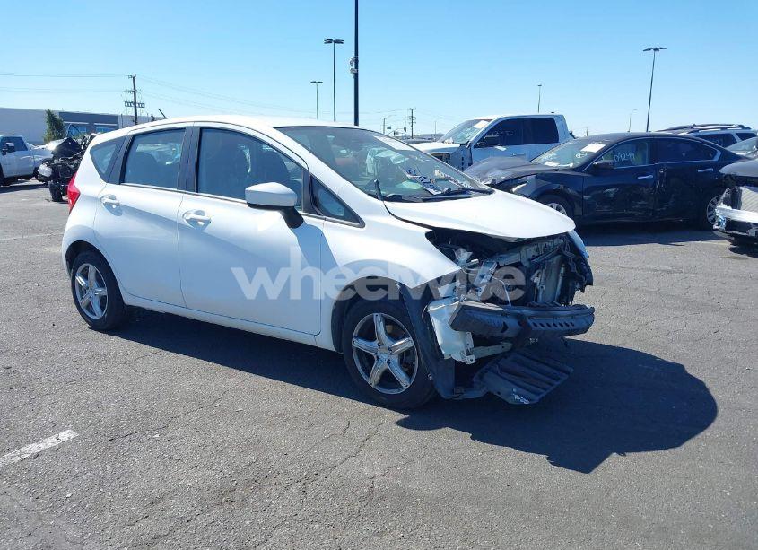 2016 Nissan Versa NOTE S (SR)/S PLUS/SL/SR/SV (VIN 3N1CE2CP8GL369885) main photo