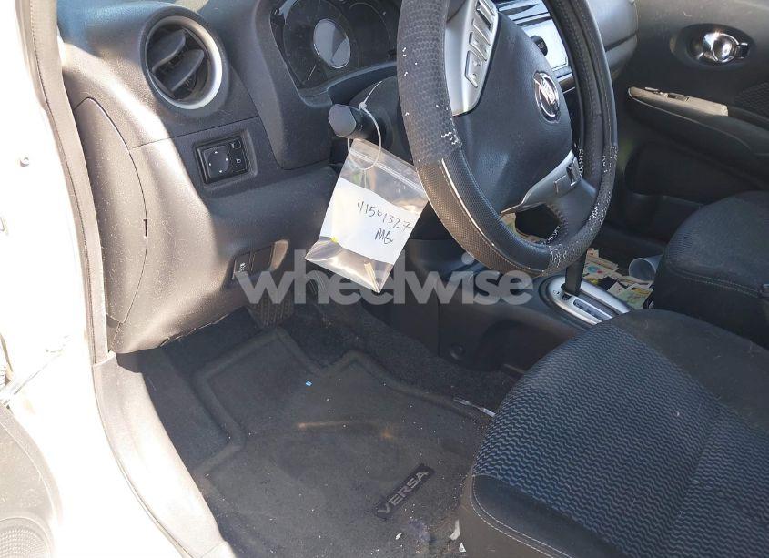 Photo 13 of 2016 Nissan Versa NOTE S (SR)/S PLUS/SL/SR/SV (VIN 3N1CE2CP8GL369885)