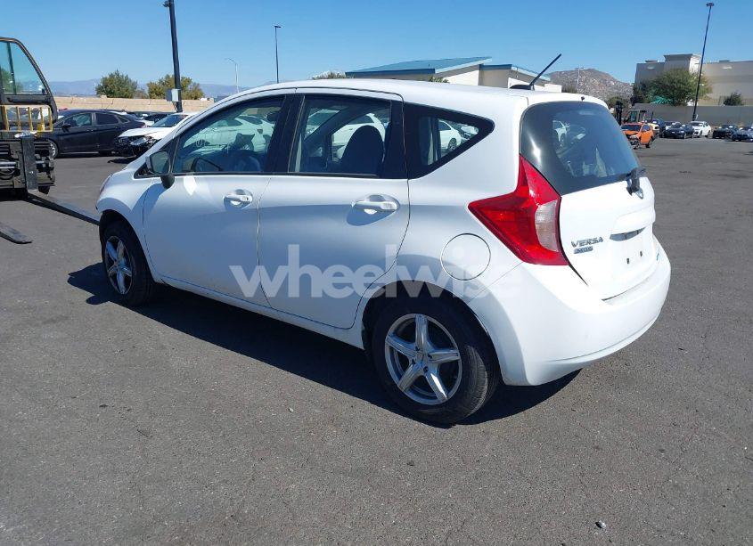 Photo 3 of 2016 Nissan Versa NOTE S (SR)/S PLUS/SL/SR/SV (VIN 3N1CE2CP8GL369885)