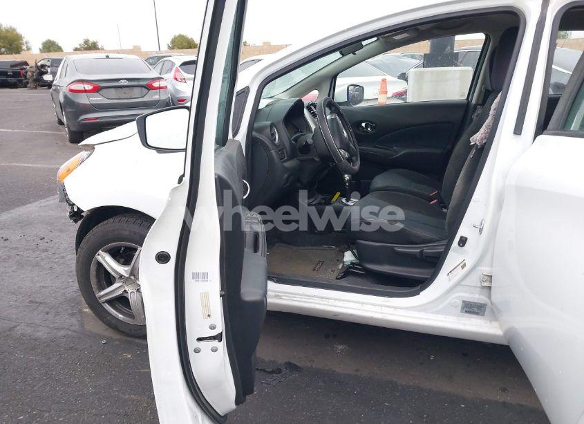 Photo 5 of 2016 Nissan Versa NOTE S (SR)/S PLUS/SL/SR/SV (VIN 3N1CE2CP8GL369885)