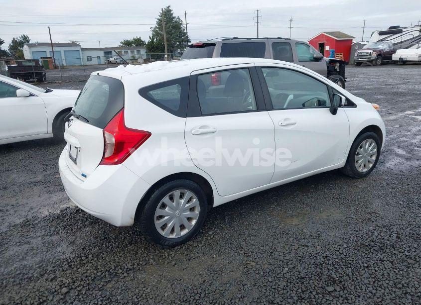 Photo 4 of 2016 Nissan Versa NOTE S (SR)/S PLUS/SL/SR/SV (VIN 3N1CE2CP8GL374620)