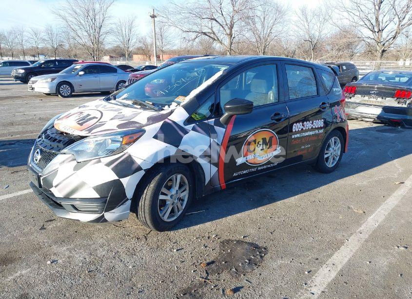 Photo 2 of 2017 Nissan Versa NOTE (VIN 3N1CE2CP8HL368270)