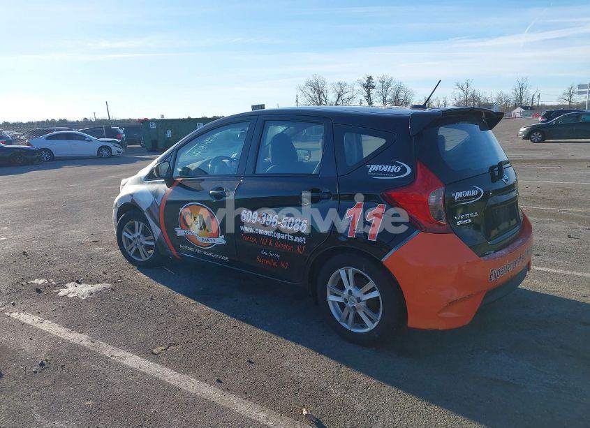 Photo 3 of 2017 Nissan Versa NOTE (VIN 3N1CE2CP8HL368270)