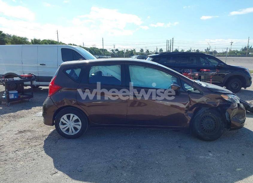 Photo 13 of 2017 Nissan Versa NOTE SV (VIN 3N1CE2CP8HL375803)