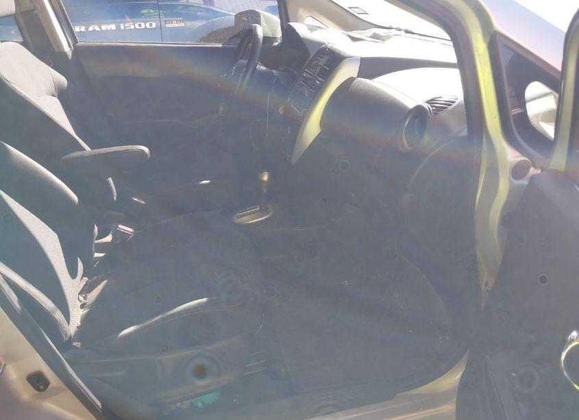 Photo 5 of 2018 Nissan Versa NOTE SV (VIN 3N1CE2CP8JL362670)