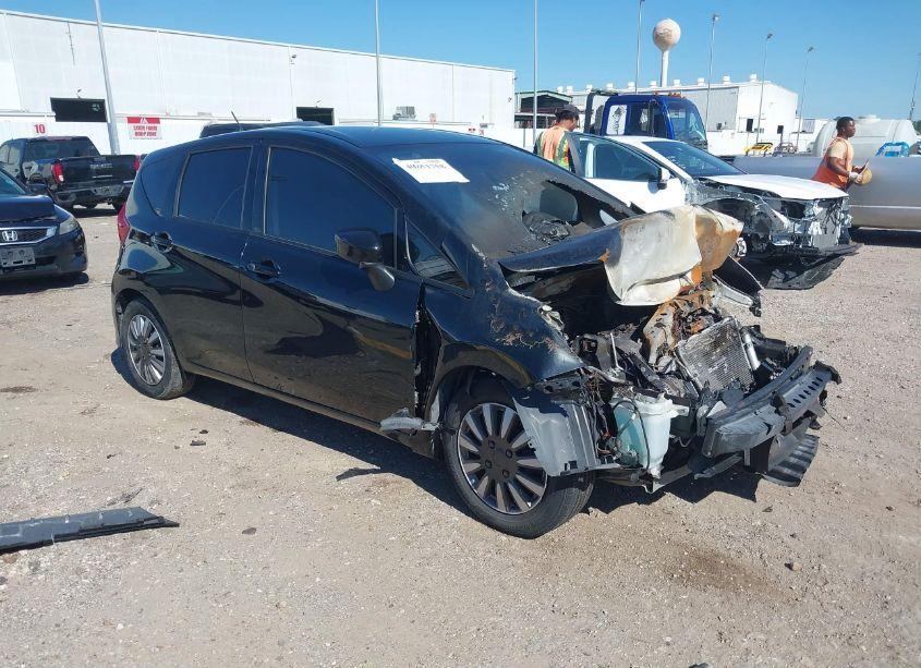 2018 Nissan Versa NOTE SV (VIN 3N1CE2CP8JL362930) main photo