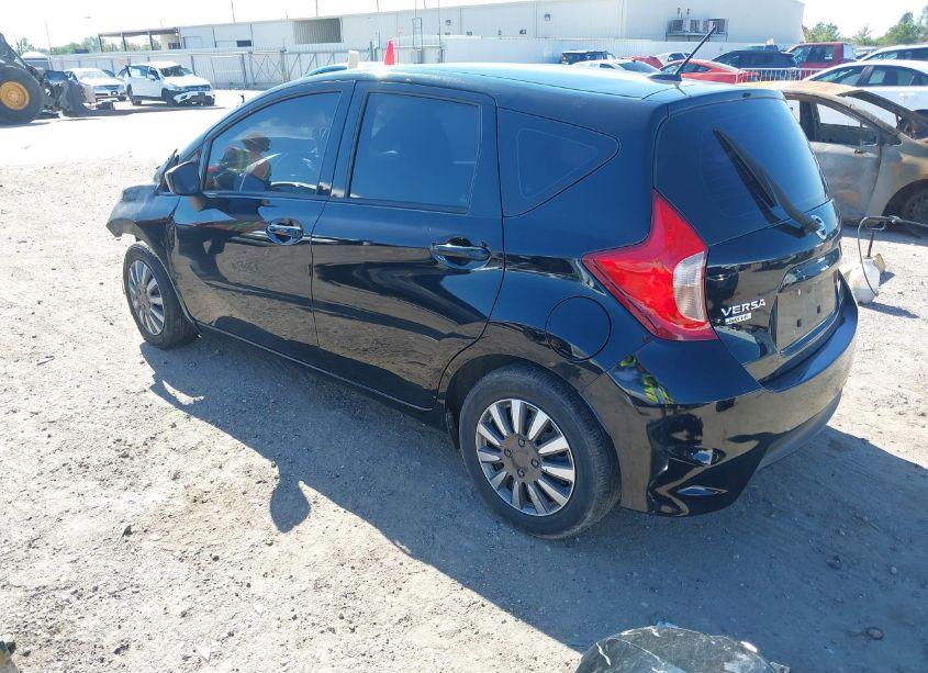 Photo 3 of 2018 Nissan Versa NOTE SV (VIN 3N1CE2CP8JL362930)