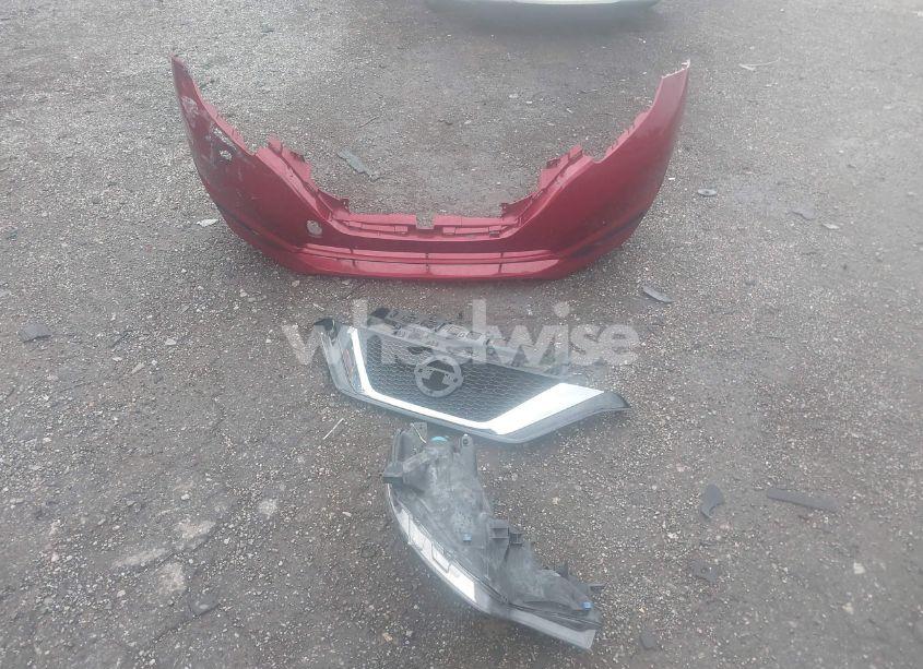 Photo 11 of 2018 Nissan Versa NOTE S (VIN 3N1CE2CP8JL365682)