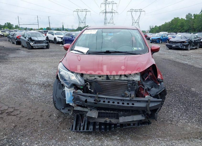 Photo 12 of 2018 Nissan Versa NOTE S (VIN 3N1CE2CP8JL365682)