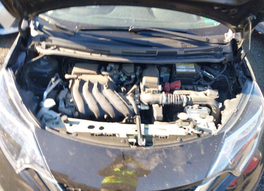 Photo 10 of 2018 Nissan Versa NOTE SV (VIN 3N1CE2CP8JL369439)