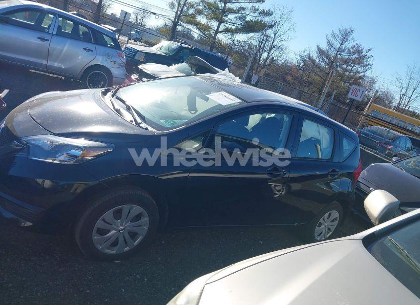 Photo 14 of 2018 Nissan Versa NOTE SV (VIN 3N1CE2CP8JL369439)